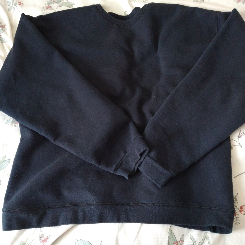 Black premium hanes crew neck sweater